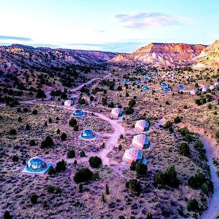Clear Sky Resorts - Bryce Canyon - Unique Stargazing Domes Кэннонвилл Экстерьер фото