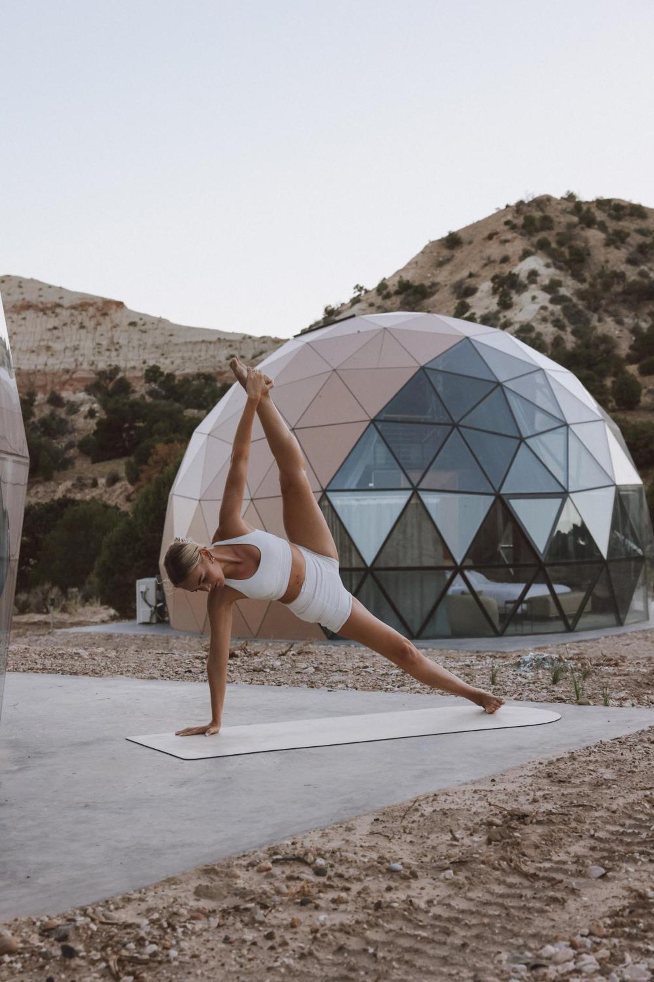 Clear Sky Resorts - Bryce Canyon - Unique Stargazing Domes Кэннонвилл Экстерьер фото