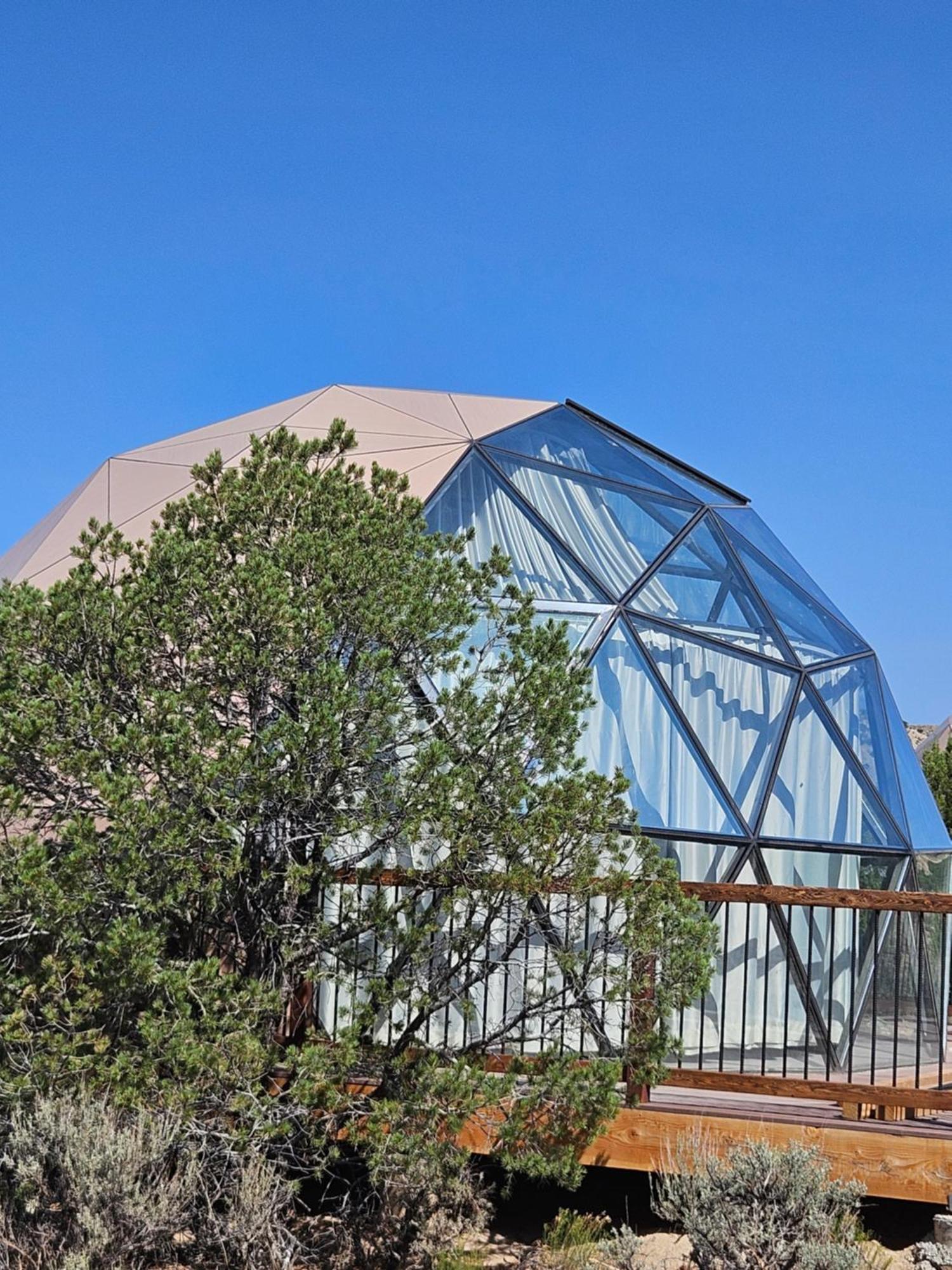 Clear Sky Resorts - Bryce Canyon - Unique Stargazing Domes Кэннонвилл Экстерьер фото