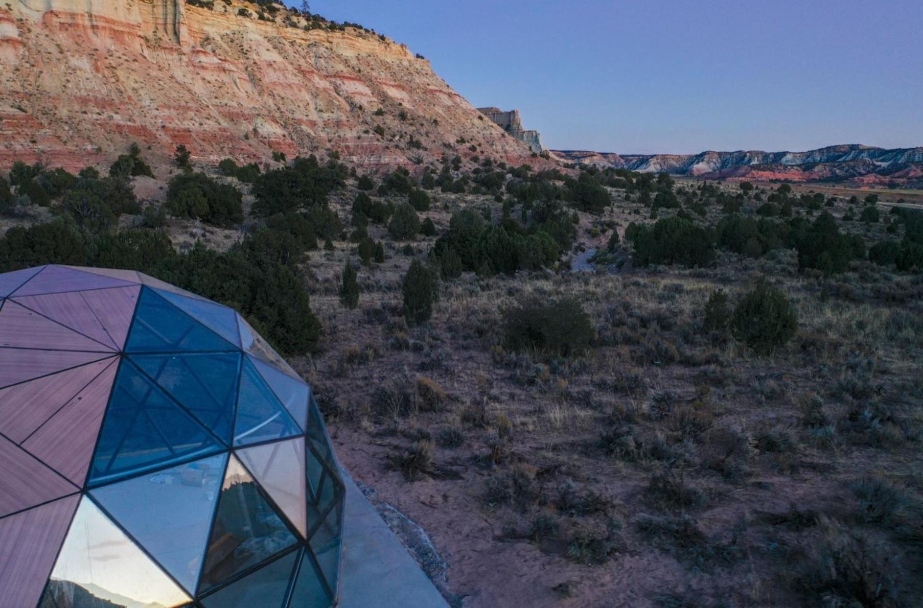 Clear Sky Resorts - Bryce Canyon - Unique Stargazing Domes Кэннонвилл Экстерьер фото